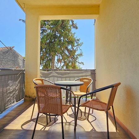 Apartmán Stelia F. Novigrad Istria Exteriér fotografie
